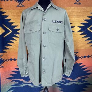 Vintage 60’s/70’s OG-107 Military Utility Shirt. Medium. Patched. US Army. USA.